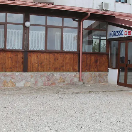 Silos Agri مزرعة للإقامة *